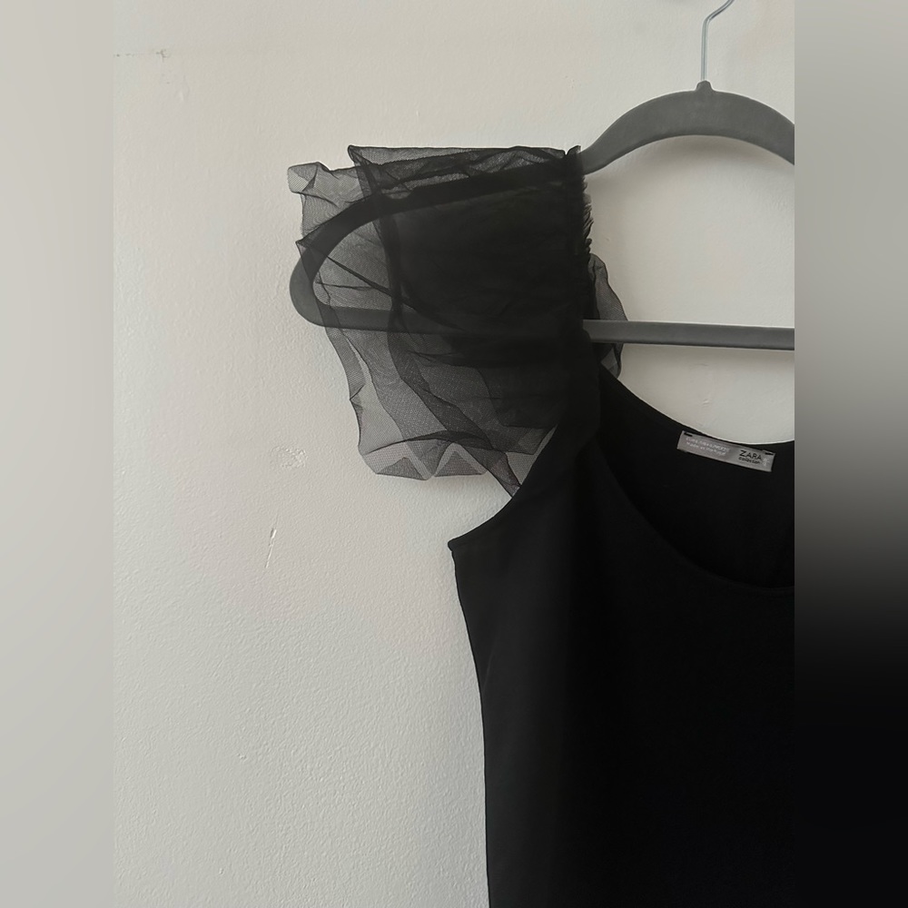 Zara Black Tank Top Mesh sleeve details - Picture 5 of 7